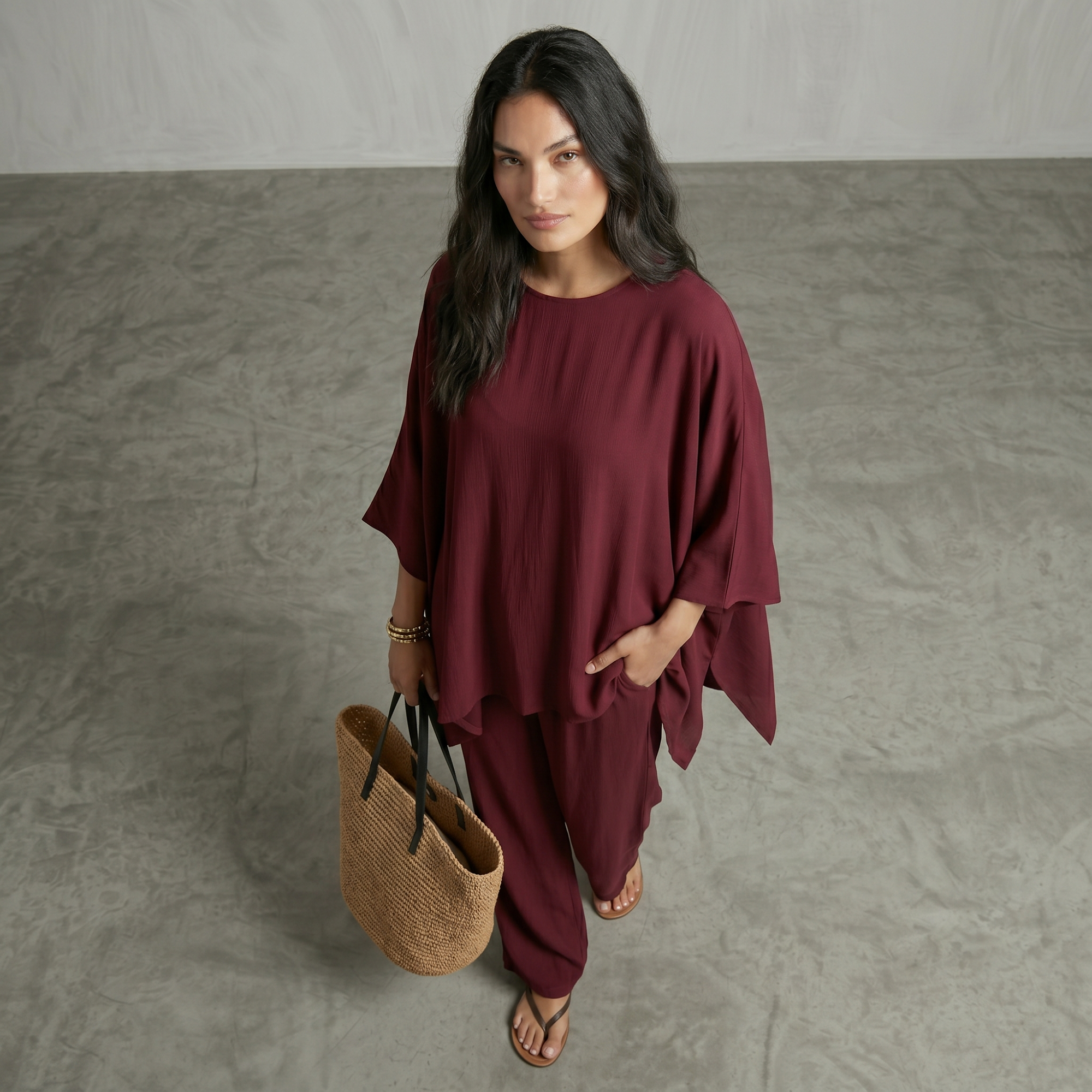 Completo Bordeaux Fluido con Tunica Asimmetrica