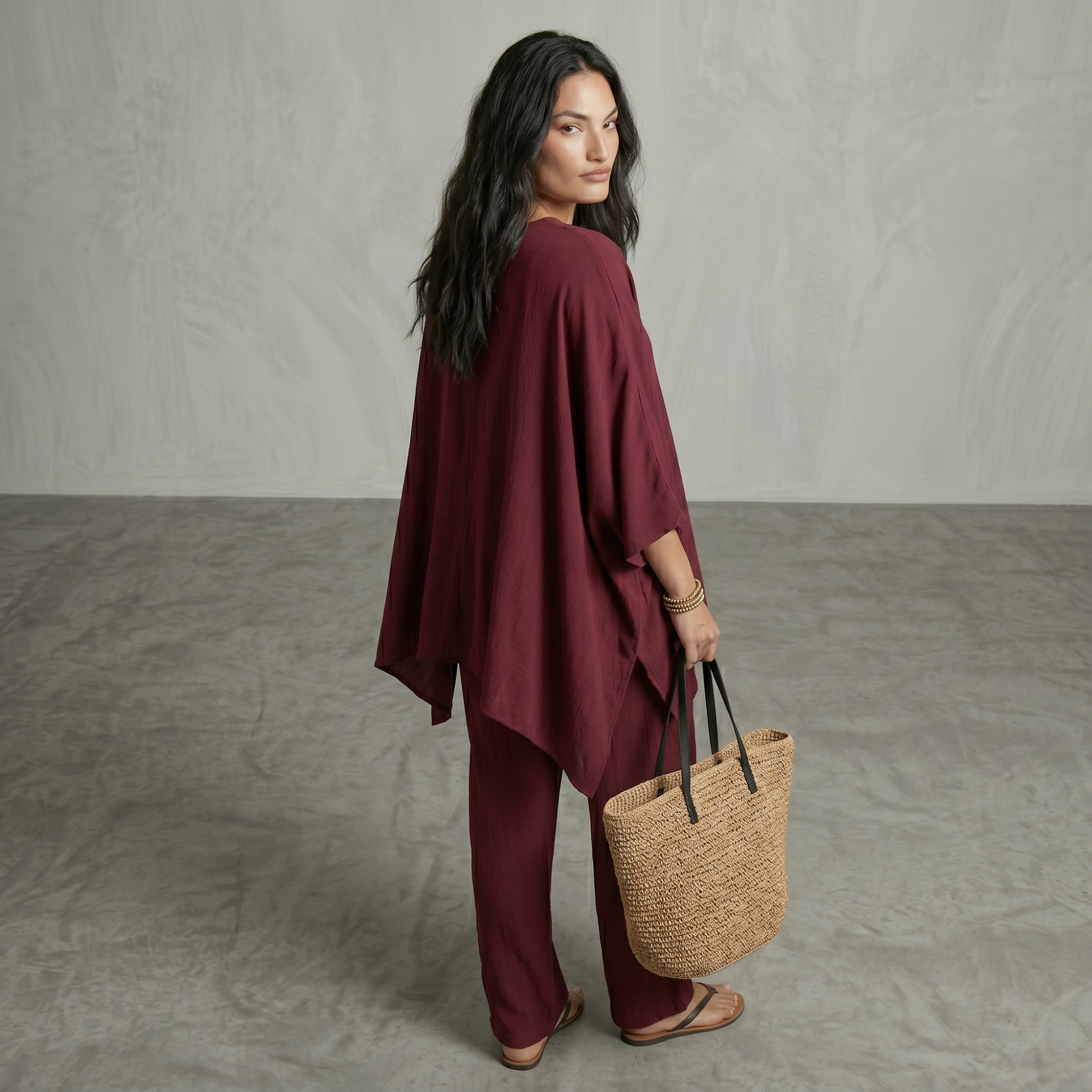 Completo Bordeaux Fluido con Tunica Asimmetrica